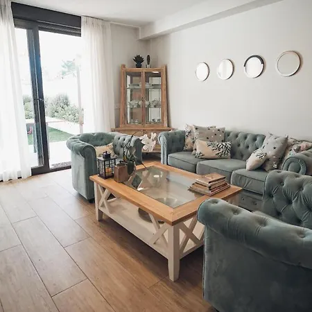 Casa Playa Lavaxeira 오그로브